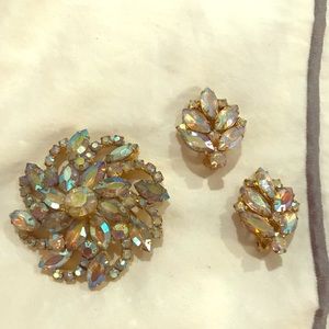 Vintage brooch and earrings